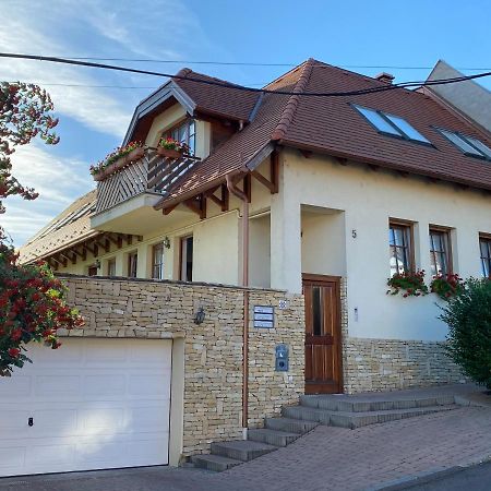 Gardonyi Apartman Apartment Eger Exterior photo
