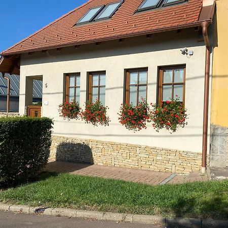 Gardonyi Apartman Apartment Eger Exterior photo